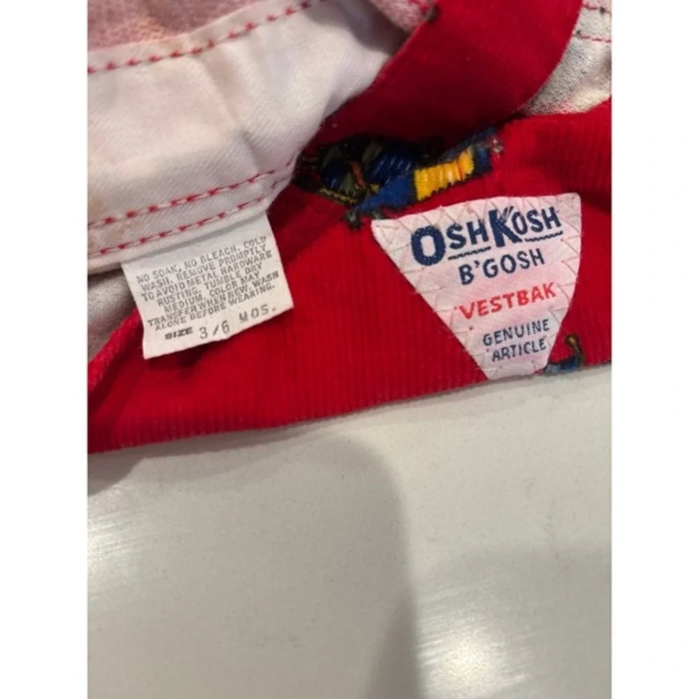 VINTAGE Oshkosh Overalls Castles and knights Paper Tag‎ Great Condition